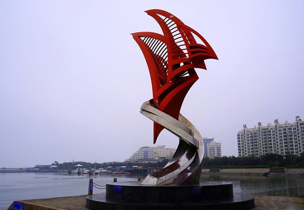 扬帆起航主题雕塑设计案例-图片2